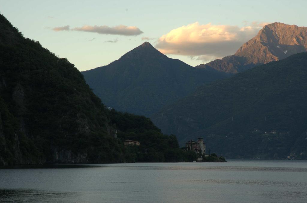Villa Navalia Menaggio Zimmer foto